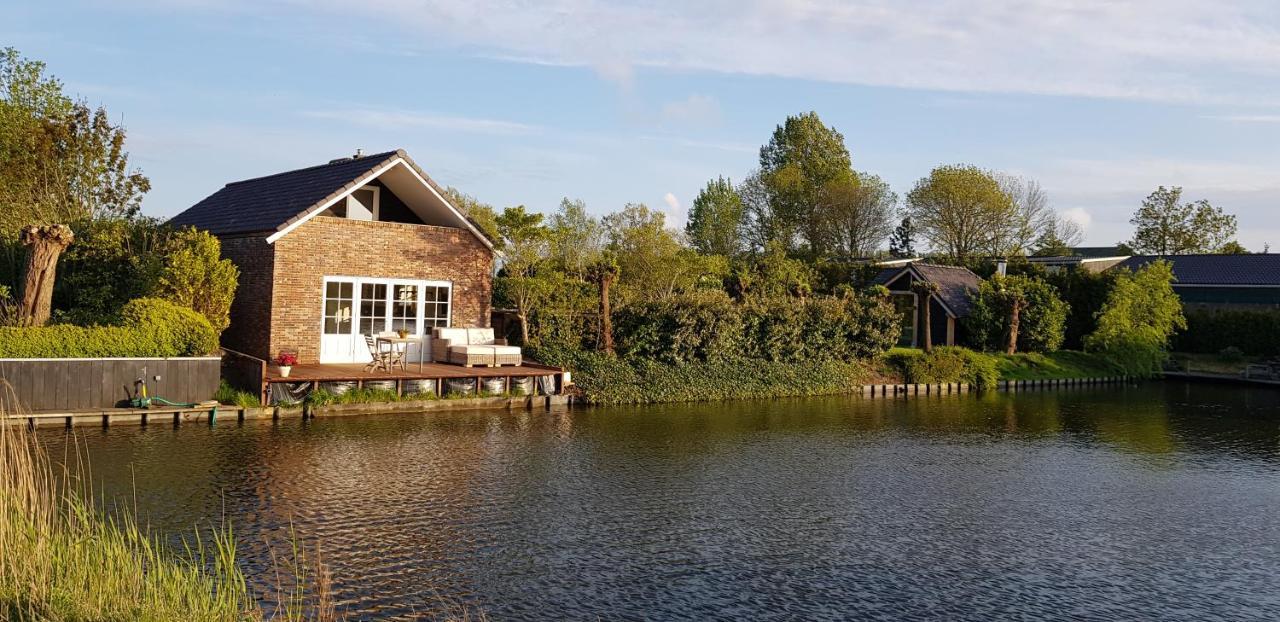 Prachtig Vrijstaand Appartement Aan Het Water Heerhugowaard Kültér fotó